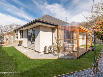 Private North-Facing Home with Studio
