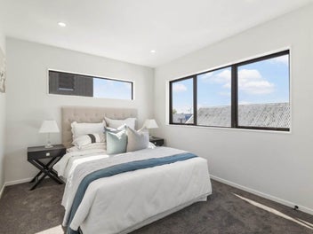 Modern Living, Prime Location, Motivated Vendor!