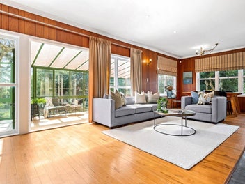Character & Potential on 1171m²