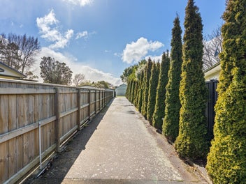 Prime Opportunity – 2,243m² Section with...