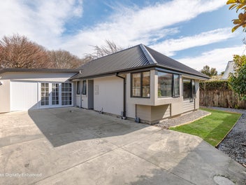 Private North-Facing Home + Studio - 2015 Build