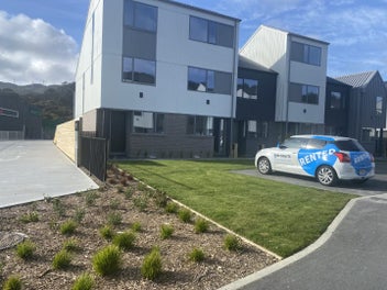Image 1 of 20