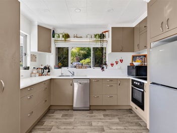 Family home with views to love
