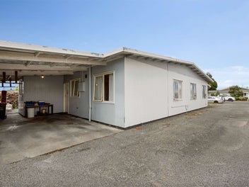 Close to Hastings Hospital