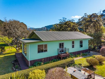 From Garden to Table, From Paddock to Plate