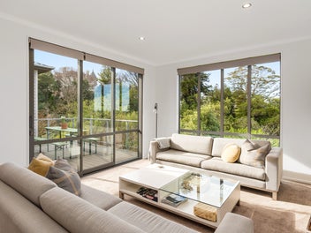 Downsize Retreat or Easy Lock and Leave