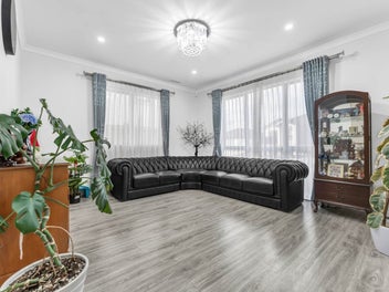 Dream home awaits!