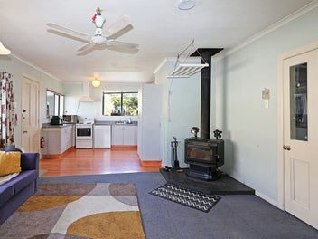 IDEAL INVESTMENT or FANTASTIC FAMILY HOME