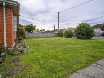 Investment or nesting opportunity awaits