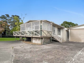 Image 1 of 5