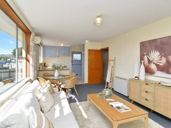 Exceptionally Well Maintained Unit