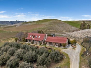 Tarras Comfort & Country Views