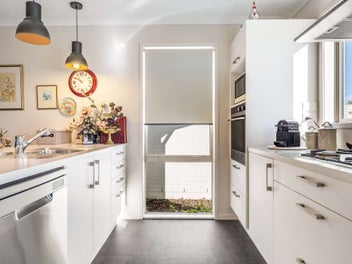 Present All Offers - Spacious 3 Beds