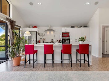 Hot Property on Omana