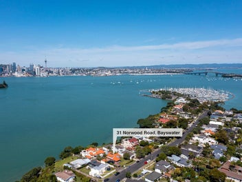 Harbour Views, Prime Location