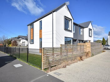 Modern Townhouse Living on Moreau