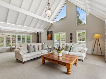 Home and Minor Dwelling - Seriously for Sale!