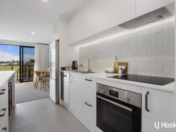 Modern 3-Bedroom Town House with Income Potential