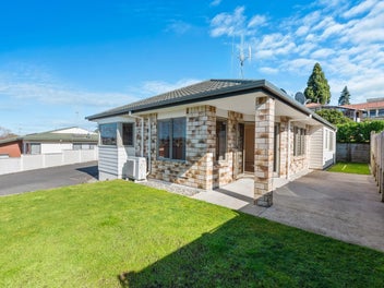 Elevated - Freehold - Easy-Care