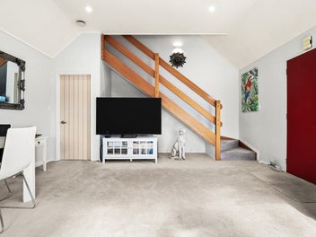 Versatile Living in a Private Setting
