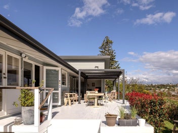 Matua Magic. Made For Families & Views!