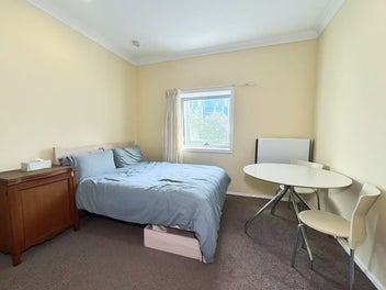 Prime CBD Studio: Invest & Live