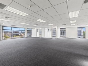 Image 1 of 21