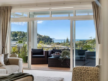 Sunshine & Seaviews - Ready For You