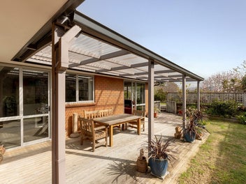 The Good Life on Olive