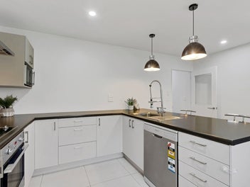 Secure it Last Opportunity-Spacious Family LIVING