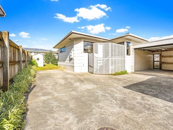 Best Value Standalone House in Mount Wellington