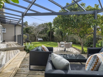 A hidden sanctuary just steps from Cornwall Park