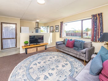 Snap it up! Enquiries over $349,000+