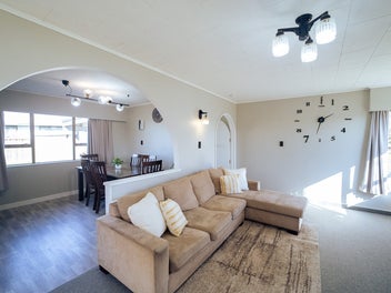 Vendors Relocating, Spacious Family Living