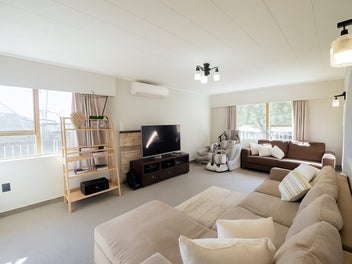 Vendors Relocating, Spacious Family Living