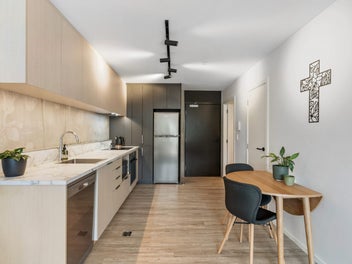 Vacant - Move In Immediately !