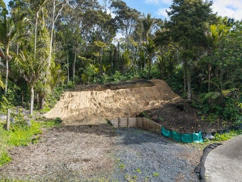 RC in Place - Build Amongst the Bush
