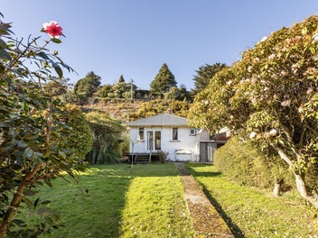 Motivated Vendors - Needs to be sold!