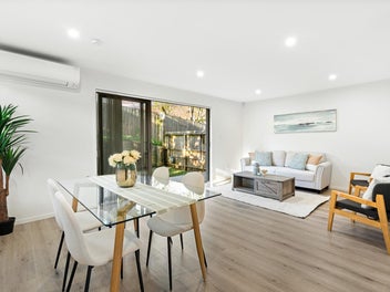 A Townhouse That Lives Like a Home