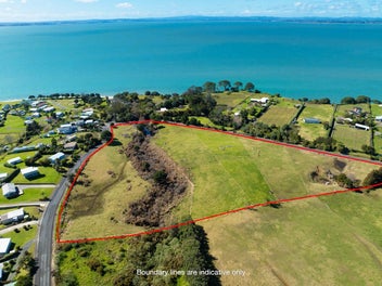 Lifestyle Bare Land - 3.4ha At Grahams Beach
