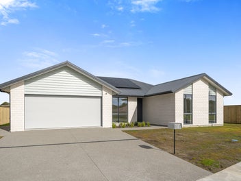 Brand-New Lifestyle Home – Move In & Enjoy!