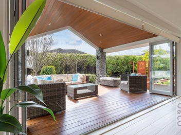 Big on Space, Smart on Style!