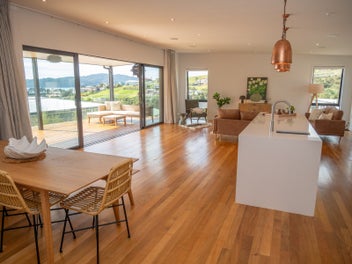 Luxurious modern home with premium extras