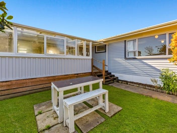 Fantastic Buying in Parakai