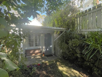 Image 1 of 6