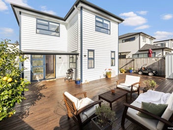 Exceptional Family Living in Coveted Hobsonville