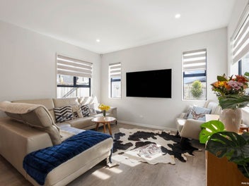Exceptional Family Living in Coveted Hobsonville