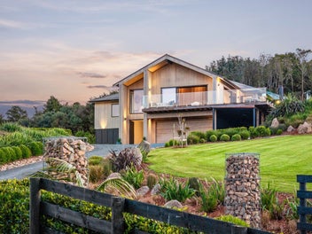 Alura - Designed for living