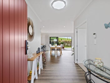 Neat and Complete Modern Retreat