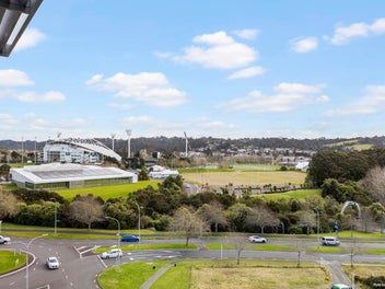 603F/27 Don McKinnon Drive